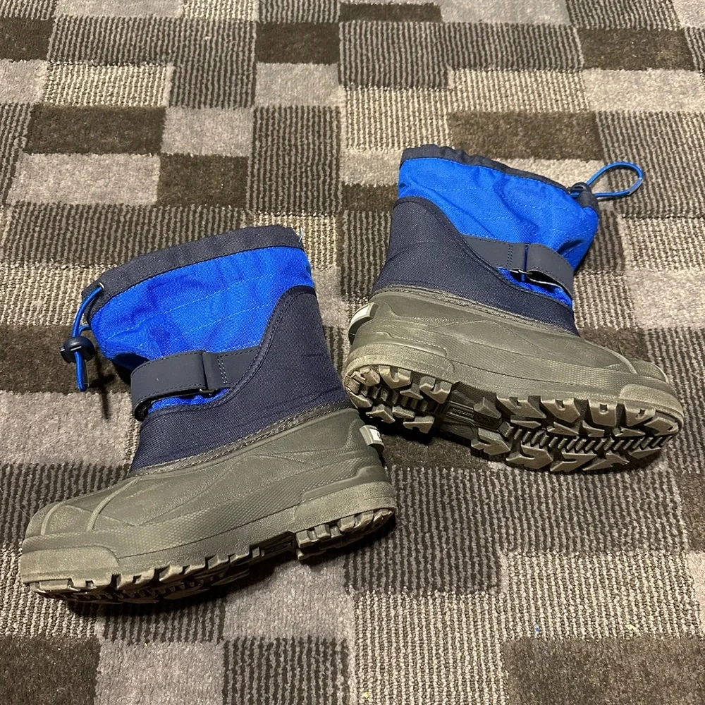 Columbia winter boots and boys size 13 - Picture 2 of 8